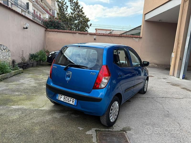 Usata Hyundai i10 Active 2012 Blu Utilitaria