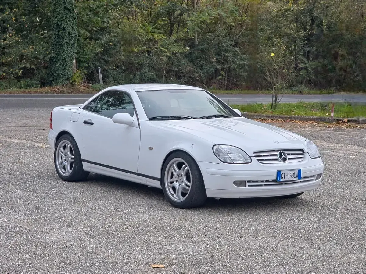 Usata Mercedes SLK200 192 CV (141 kW) 1997 Cabrio