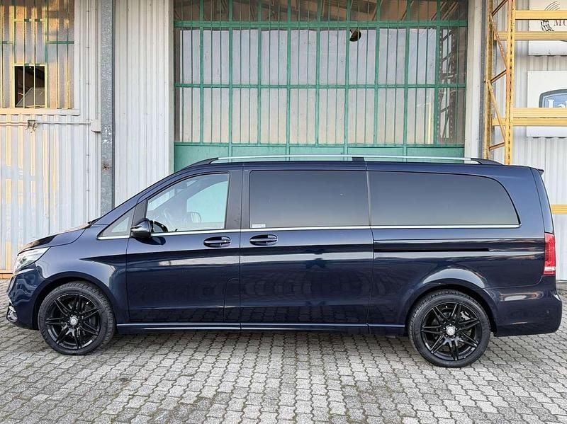 Usata Mercedes V250 Premium 190 CV (139 kW) 2018 Other Monovolume