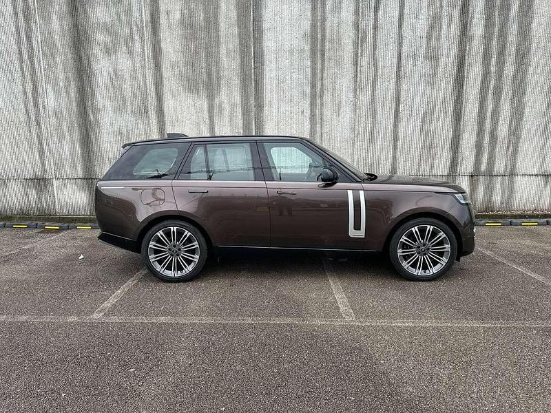 Usata Land Rover Range Rover Autobiography 400 CV (294 kW) 2022 Marrone SUV