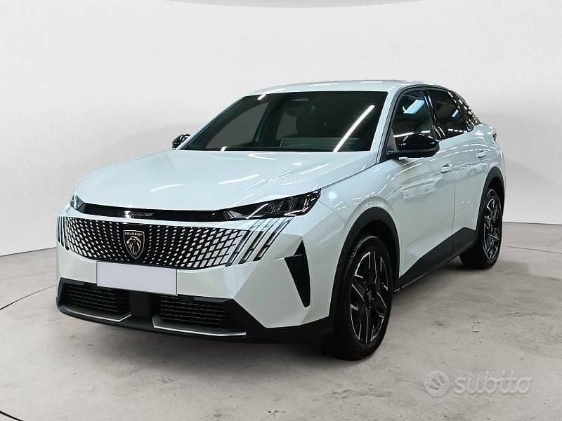 Usata Peugeot 3008 Allure 145 CV (106 kW) 2025 Viola SUV