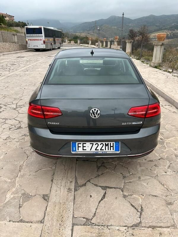 Usata VW Passat 150 CV (110 kW) 2016 Berlina