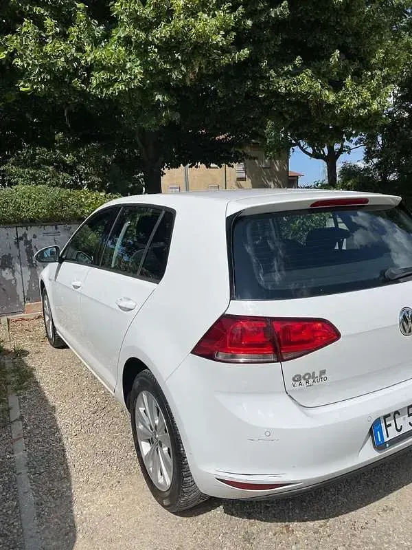 Usata VW Golf VII Comfortline 110 CV (80 kW) 2016 Bianco Berlina