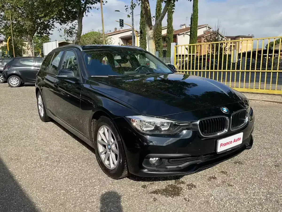 Usata BMW 316 Sport Line 116 CV (85 kW) 2015 Nero Station wagon
