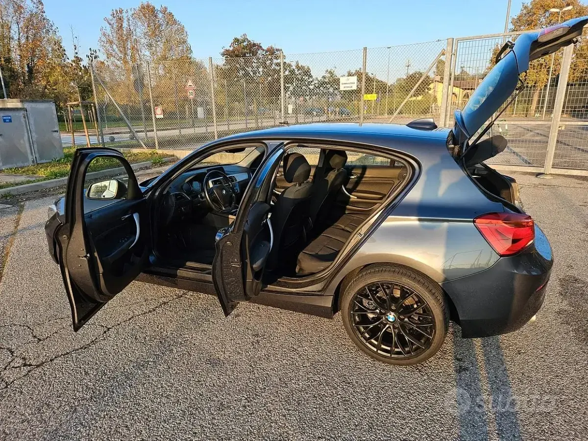 Usata BMW 118 M Performance 150 CV (110 kW) 2018 Grigio Berlina