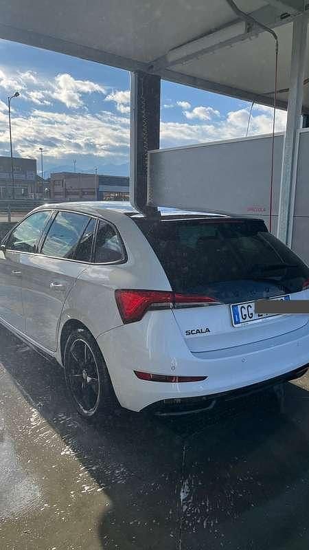 Usata Skoda Scala Monte Carlo 110 CV (80 kW) 2021 Utilitaria