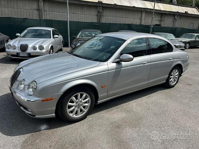 Usata Jaguar S-Type Executive 2002 Grigio Berlina