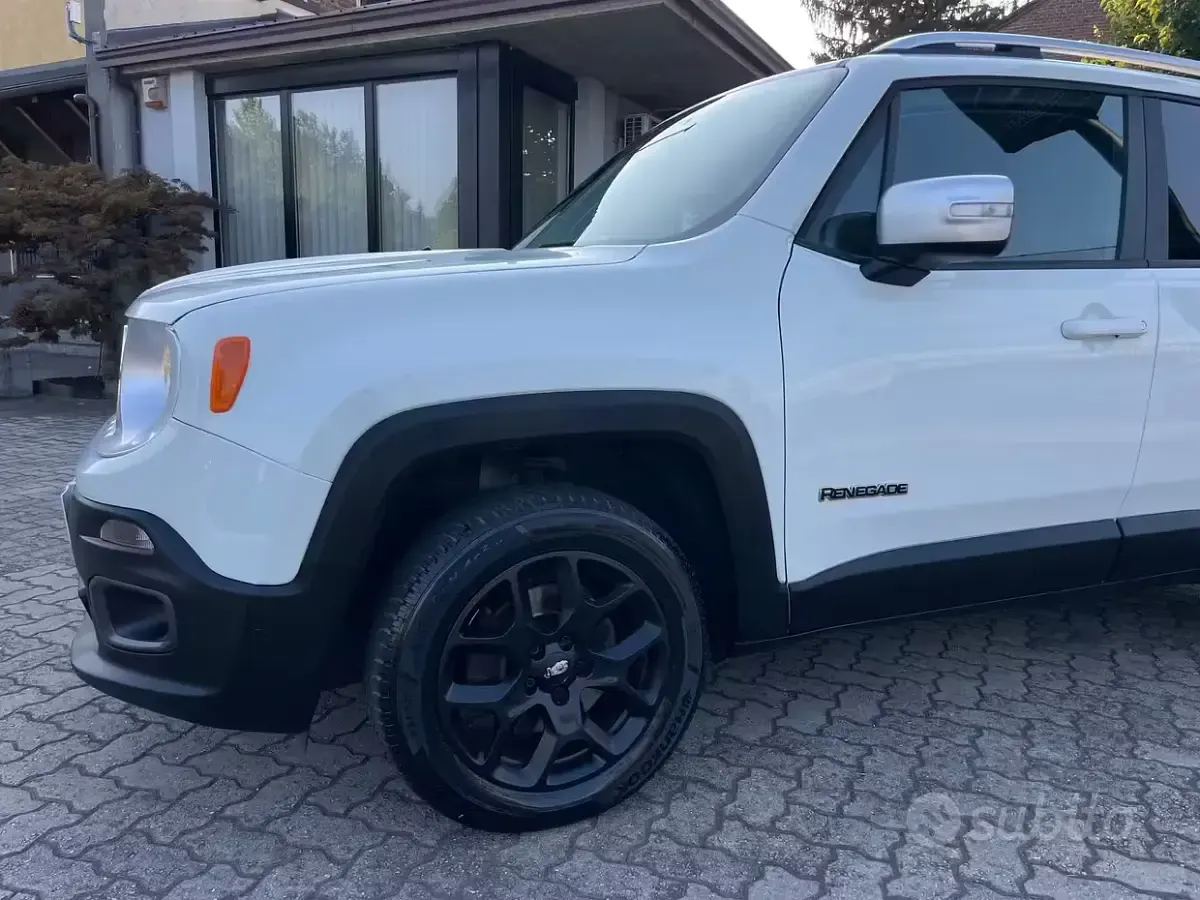 Usata Jeep Renegade Limited 140 CV (102 kW) 2014 Bianco SUV