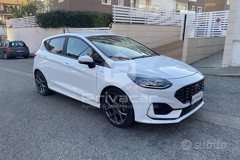 Usata Ford Fiesta ST-Line 125 CV (91 kW) 2024 Bianco Utilitaria