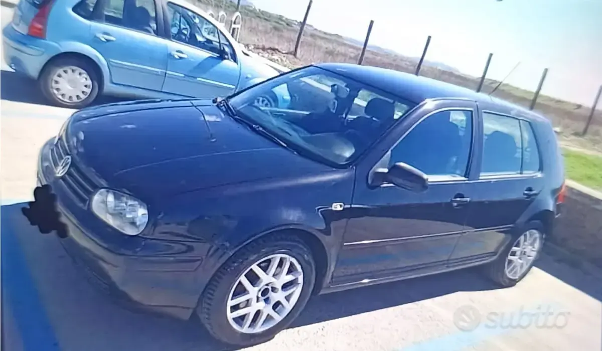 Usata VW Golf IV 101 CV (74 kW) 2003 Nero Berlina