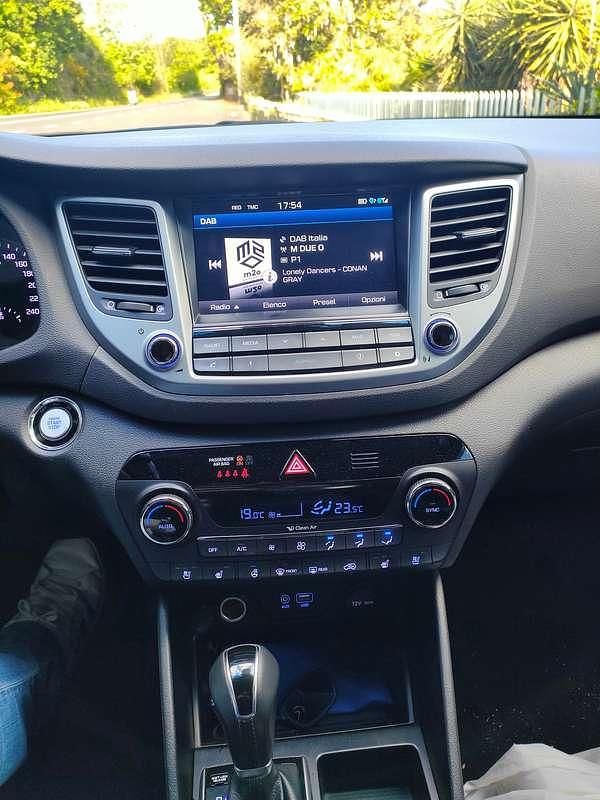 Usata Hyundai Tucson Xpossible 141 CV (103 kW) 2017 Grigio SUV