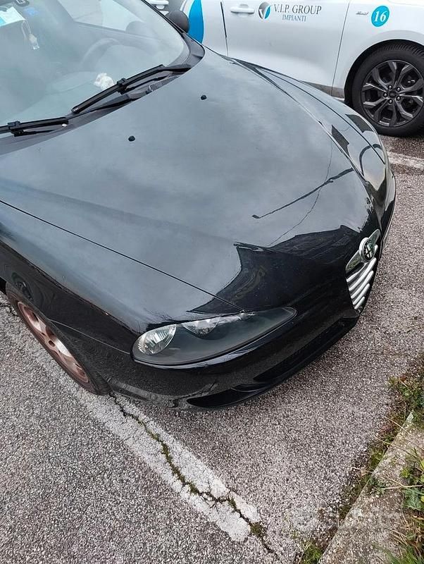 Usata Alfa Romeo 147 Progression 105 CV (77 kW) 2006 Nero Utilitaria