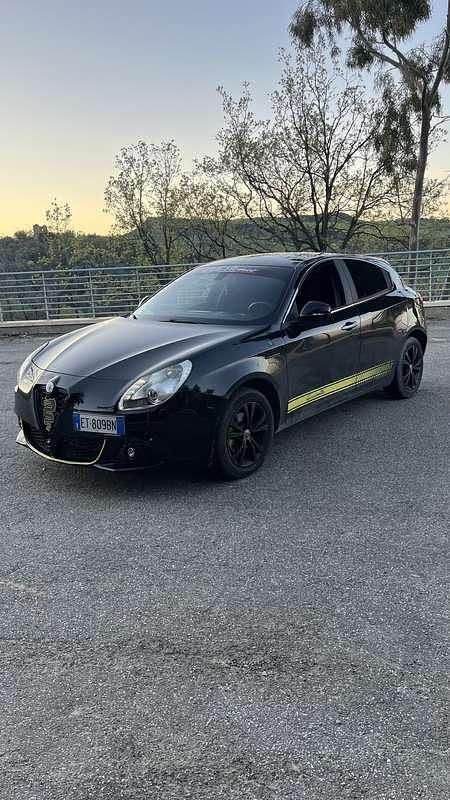 Usata Alfa Romeo Giulietta Exclusive 105 CV (77 kW) 2013 Utilitaria
