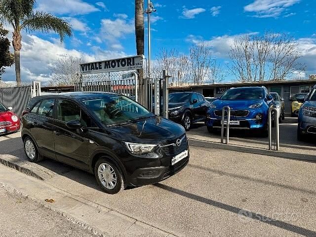 Nero Usata 2018 Opel Crossland X SUV | 9450 € (Ottimo prezzo) - Immagine 1/4