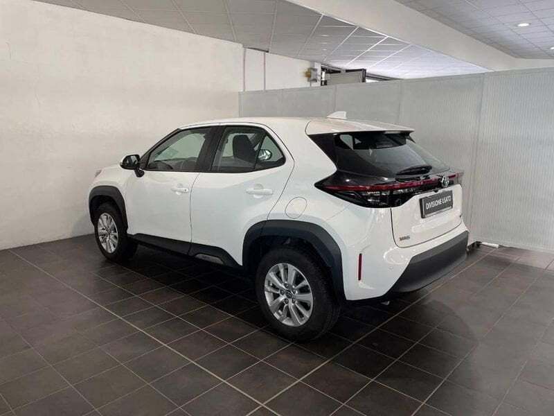 Usata Toyota Yaris Cross Business Edition 116 CV (85 kW) 2022 Bianco SUV