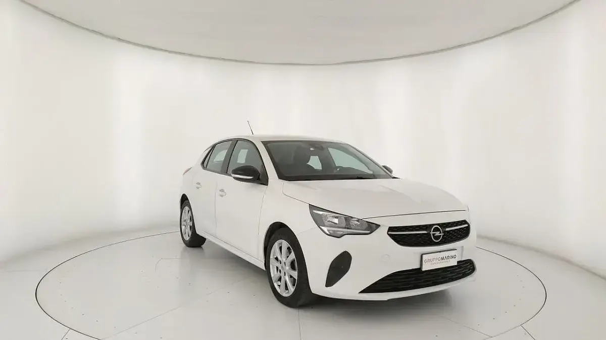 Usata Opel Corsa Design & Tech 101 CV (74 kW) 2023 Bianco Utilitaria