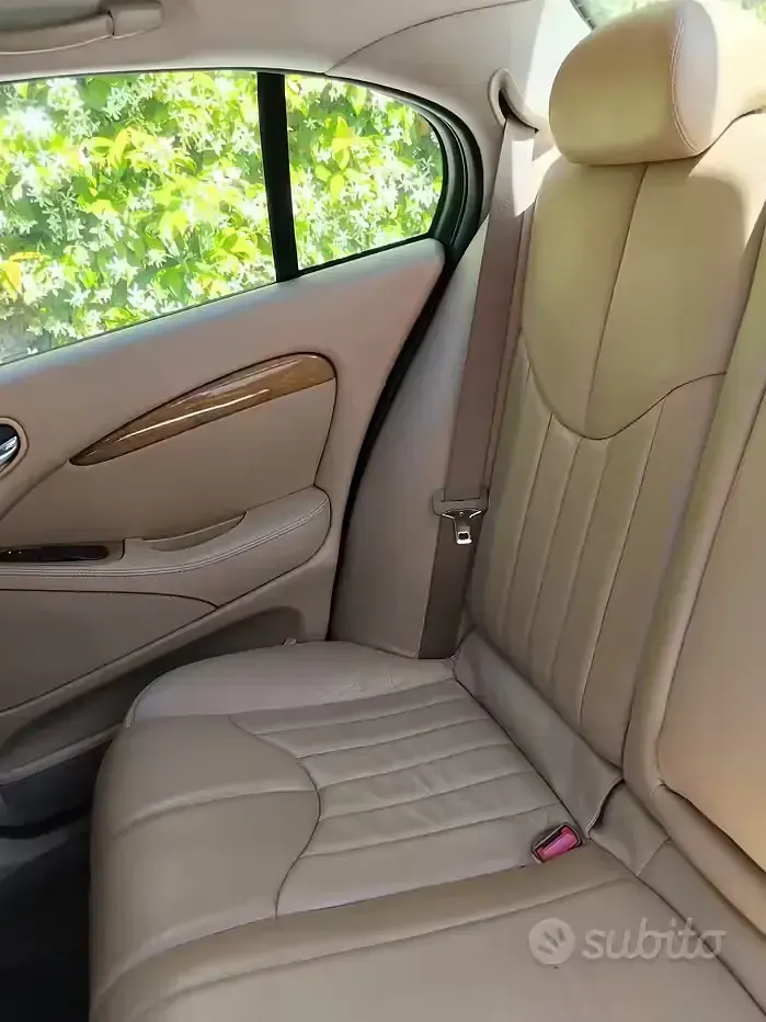 Usata Jaguar S-Type S 238 CV (175 kW) 2001 Verde Berlina