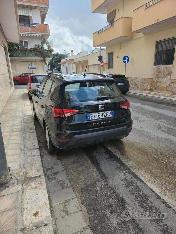 Usata Seat Arona 2020 Nero SUV
