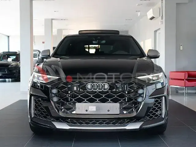 Usata Audi Q8 Performance 639 CV (469 kW) 2025 Nero SUV