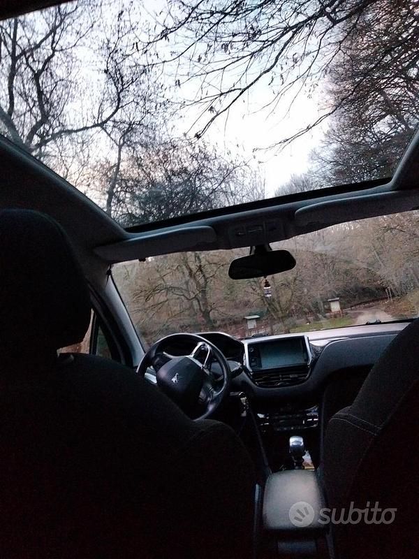 Usata Peugeot 208 115 CV (84 kW) 2012 Bianco Utilitaria