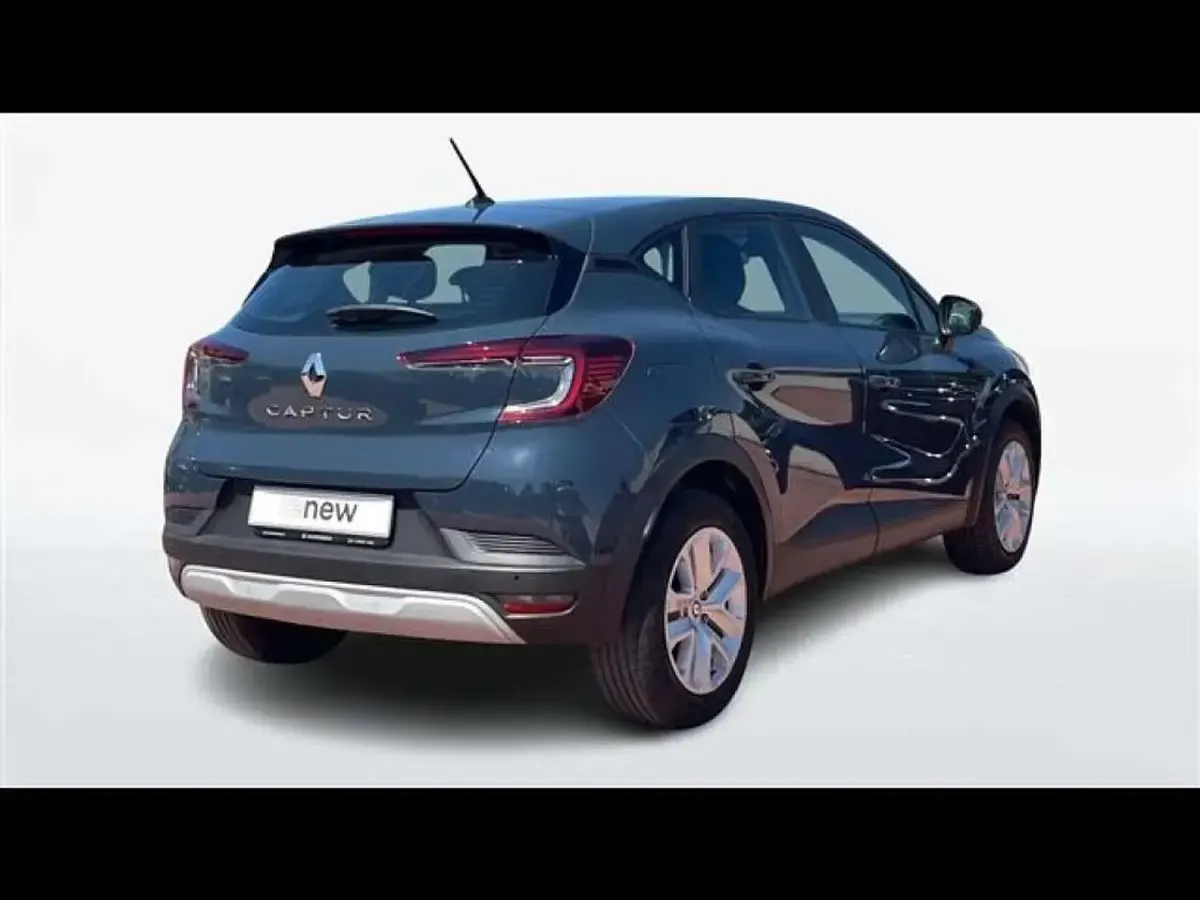 Usata Renault Captur Zen 101 CV (74 kW) 2023 Grigio scuro SUV