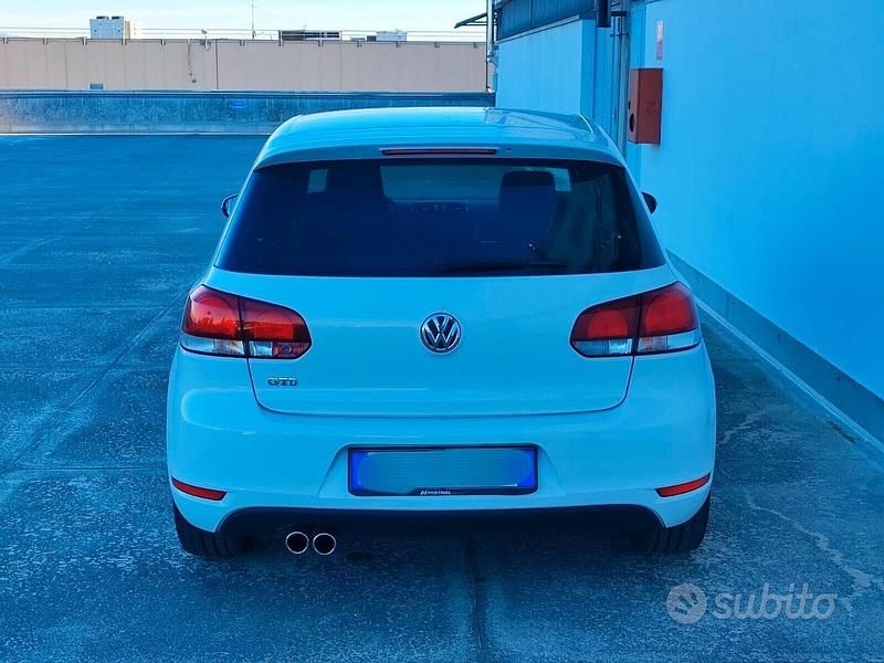 Usata VW Golf VI GTD 170 CV (125 kW) 2010 Bianco Utilitaria