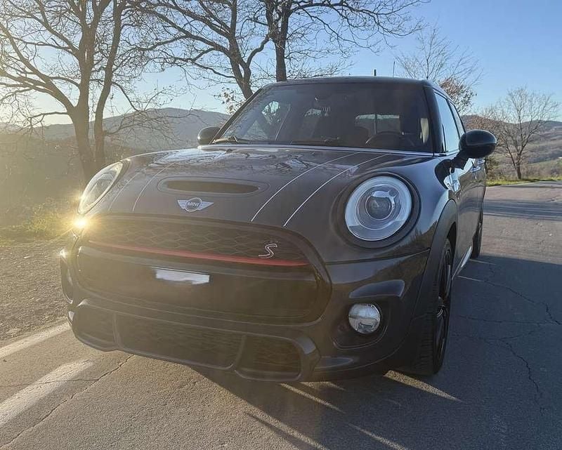 Usata Mini Cooper SD Business 170 CV (125 kW) 2015 Utilitaria