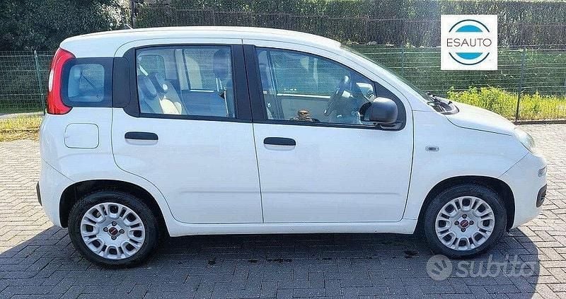Usata Fiat Panda Easy 69 CV (50 kW) 2015 Bianco Utilitaria