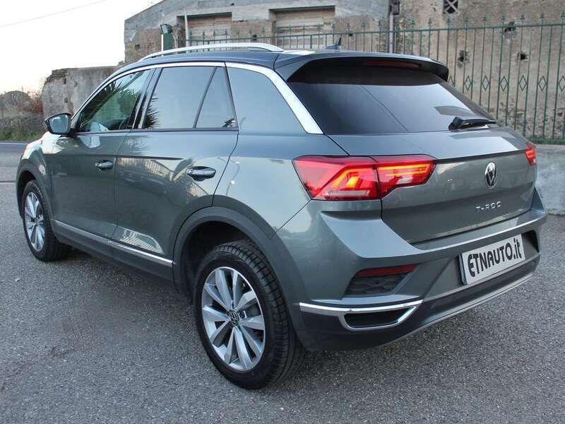 Usata VW T-Roc Advance 116 CV (85 kW) 2021 Grigio SUV