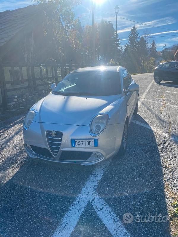 Usata Alfa Romeo MiTo 120 CV (88 kW) 2009 Grigio Utilitaria