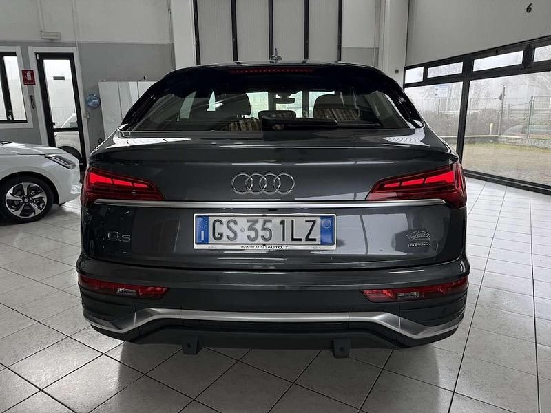 Usata Audi Q5 Sportback S-Line 265 CV (194 kW) 2023 Argento SUV