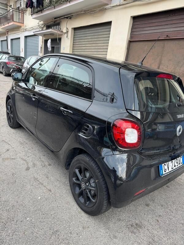 Usata Smart ForFour Brabus 70 CV (51 kW) 2019 Nero Utilitaria