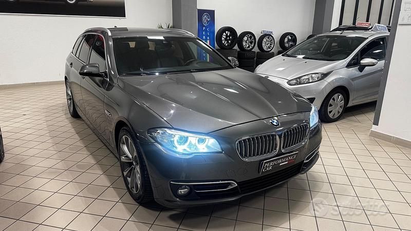 Usata BMW 520 Luxury Line 184 CV (135 kW) 2014 Grigio Station wagon