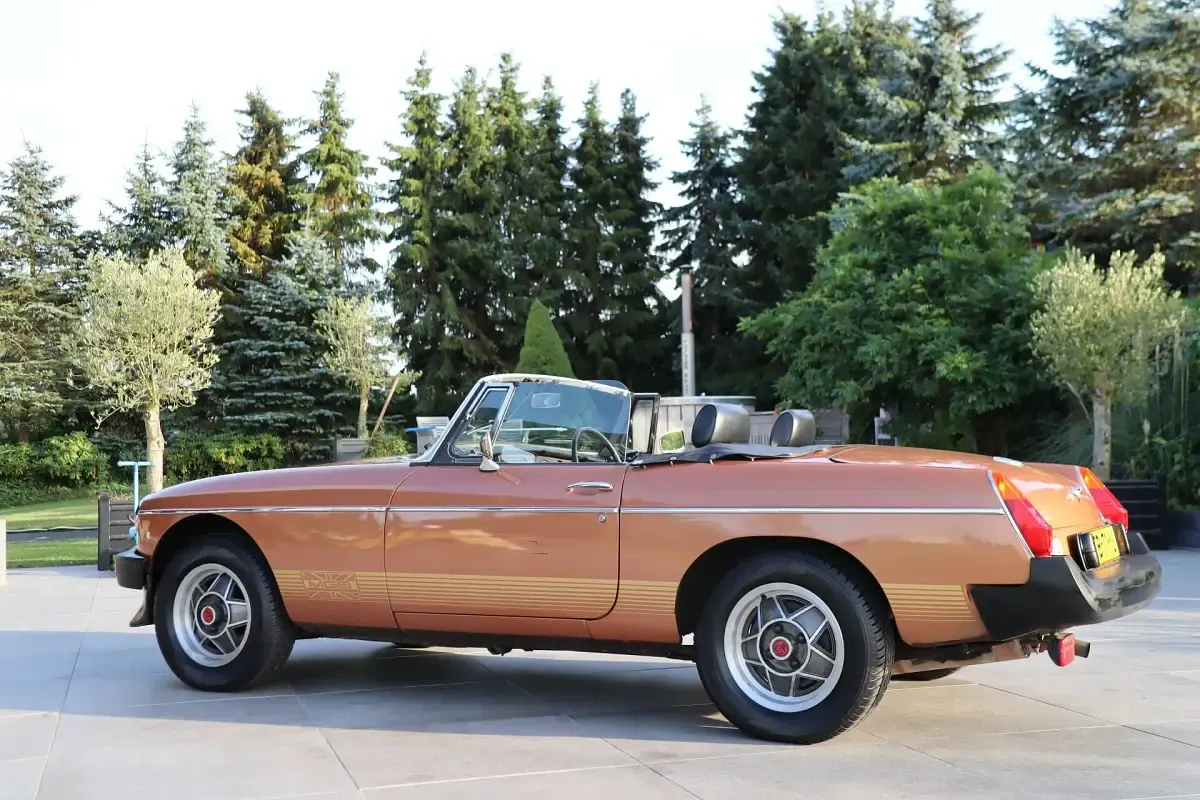 Usata MG B 97 CV (71 kW) 1981 Marrone Cabrio