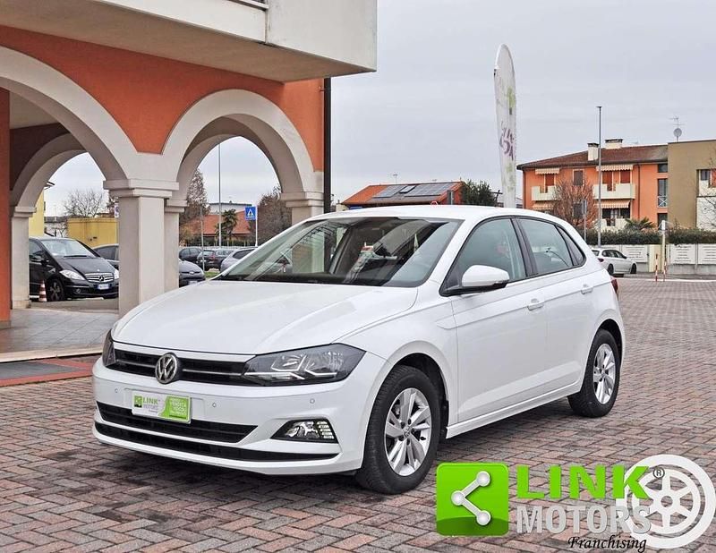 Bianco Usata 2018 VW Polo Comfortline Tre volumi | 11.900 € (Buon prezzo) - Immagine 1/4