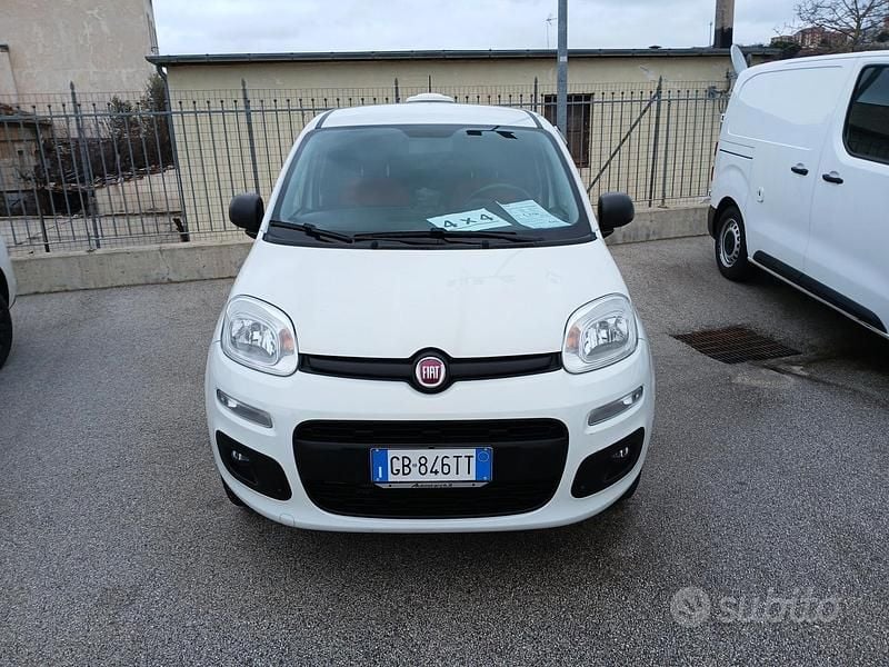 Usata Fiat Panda 4x4 85 CV (62 kW) 2020 Bianco Utilitaria