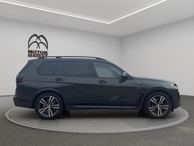 Usata BMW X7 M Sport 352 CV (258 kW) 2024 Grigio artense SUV