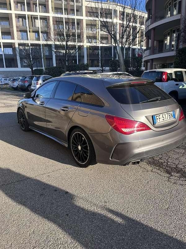Usata Mercedes CLA200 Shooting Brake Premium 136 CV (100 kW) 2016 Grigio Station wagon