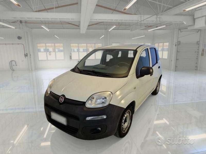 Usata Fiat Panda Pop 69 CV (50 kW) 2019 Bianco Utilitaria