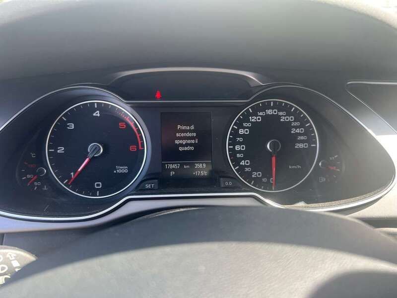 Grigio Usata 2013 Audi A4 Business Station wagon | 12.000 € (Molto cara) - Immagine 1/4