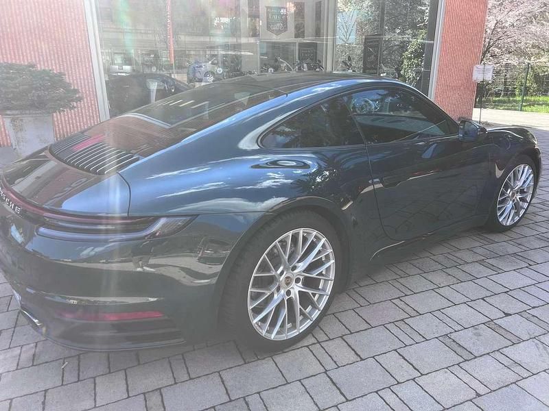 Usata Porsche 911 Carrera 4 385 CV (283 kW) 2022 Verde Coupé