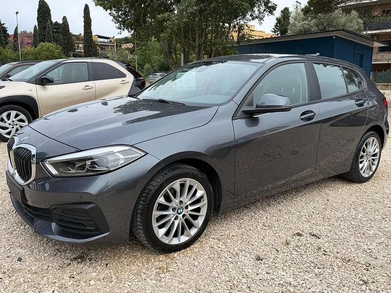 Usata BMW 116 Advantage 116 CV (85 kW) 2020 Grigio Utilitaria