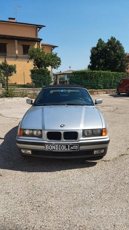Usato 1996 BMW 320 Cabriolet 2.0 Benzin 150 CV (12.500 €)