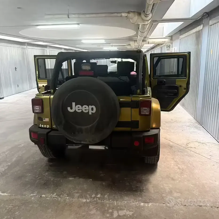 Usata Jeep Wrangler Sahara 177 CV (130 kW) 2008 SUV