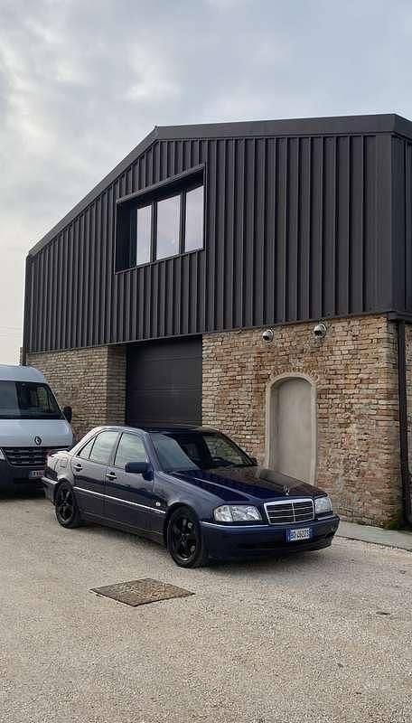 Usata Mercedes C200 Elegance 192 CV (141 kW) 1999 Berlina