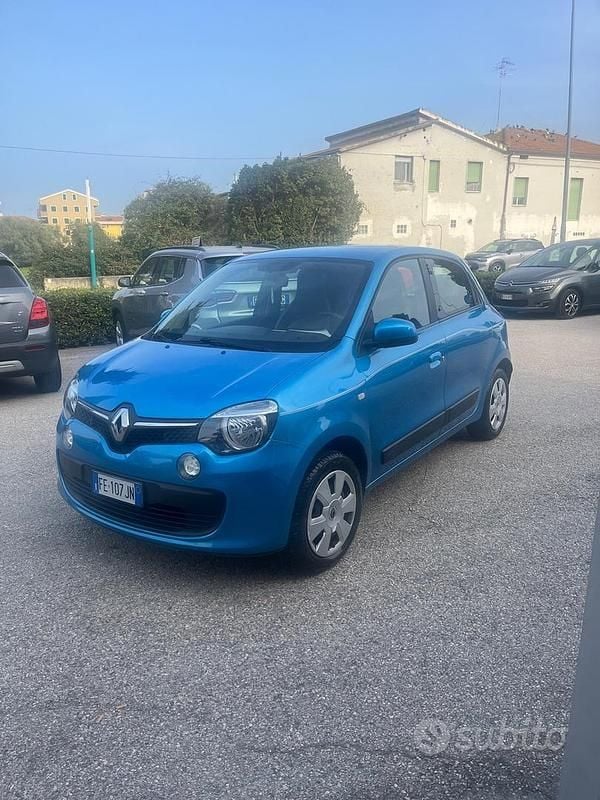Usata Renault Twingo Life 69 CV (50 kW) 2016 Blu Utilitaria