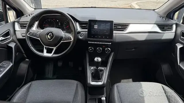 Usado Renault Captur Zen 91 CV (66 kW) 2022 Azul SUV