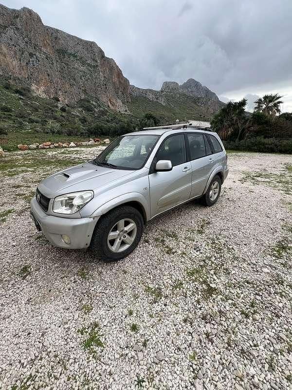 Usata Toyota RAV4 Sol 116 CV (85 kW) 2004 SUV