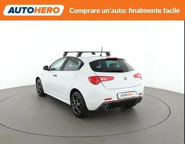Usata Alfa Romeo Giulietta Super 120 CV (88 kW) 2017 Bianco Utilitaria