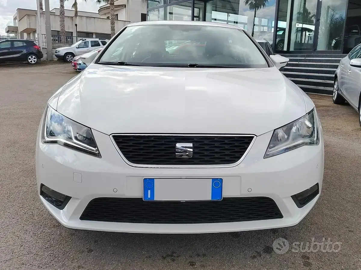 Usata Seat Leon Style 105 CV (77 kW) 2015 Bianco Berlina